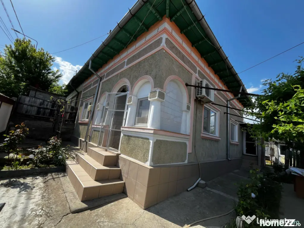 ZONA ALEXANDRU CEL BUN - CASA 4 CAMERE ,TEREN 216 MP - Tulcea (Tulcea)