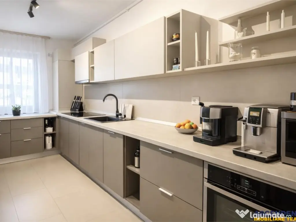 Lux, decomandat, balcon, loc parcare, Cosmopolit, Brasov