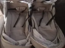 Vând căruț de gemeni