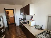 Blv BUCURESTI - 2 camere decomandat ,7/8 , liber -71500 euro 