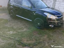 Dezmembrez Citroen C-crosser