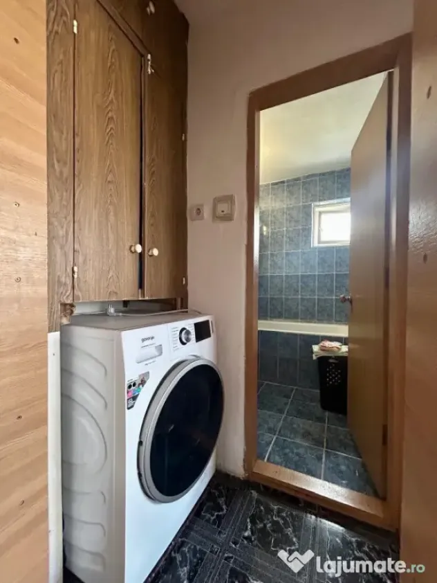 Apartament 3 camere, mobilat, utilat, balcon, zona Bartolomeu!