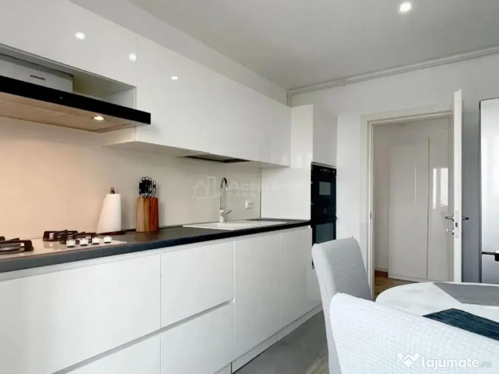 3 camere Decebal - Alba Iulia spatios, modern