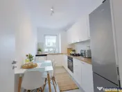 TUR 3D! Decomandat, elegant, 2 balcoane, Maurer Villas, Bras 