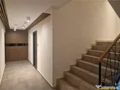 TUR 3D! Decomandat, elegant, 2 balcoane, Maurer Villas, Bras 