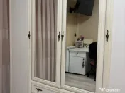 Dulap cu 4 uși și 2 sertare 