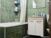 Apartament de 3 camere amenajat in zona Giulesti Sarbi 