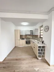 Apartament 3 camere pe malul lacului Snagov 