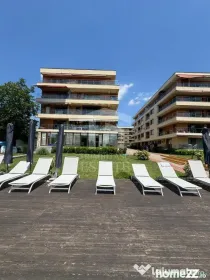 Apartament 3 camere pe malul lacului- ansamblu Club Lac S...
