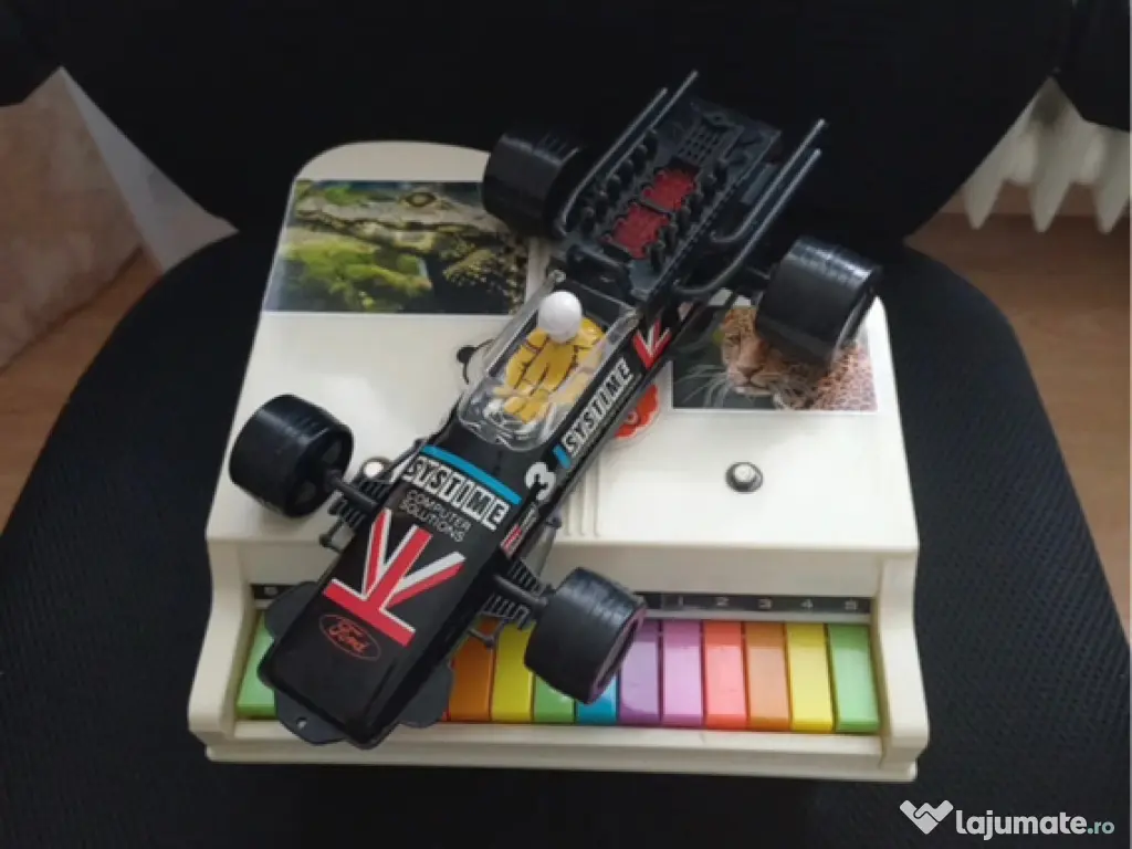 Vintage old toys Baby Piano & F1 Friction Car