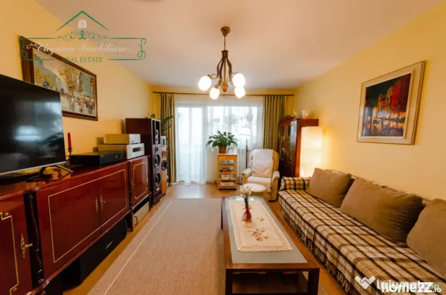 Apartament cu 5 camere, zona Fortuna ,Arad