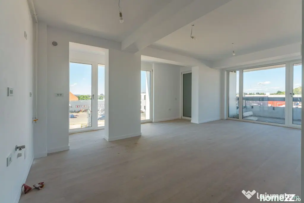 Apartament modern cu 2 camere și balcon generos | Zona B...