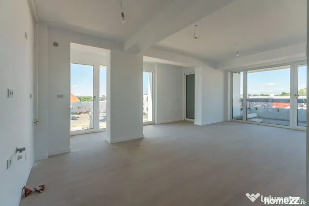 Apartament modern cu 2 camere și balcon generos | Zona B...