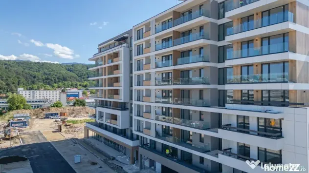 Apartament modern cu 2 camere și balcon generos | Zona B...