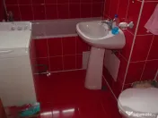 Vand apartament cu 2 camere in Deva, zona Titu Maiorescu,parter inalt, 