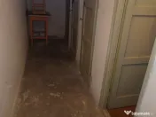 Vand apartament cu 2 camere in Deva, zona Titu Maiorescu,parter inalt, 