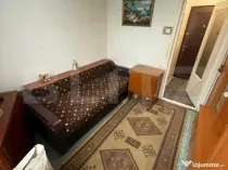 Garsoniera zona Tractorul, mobilata, etaj intermediar