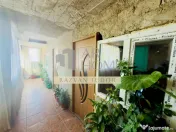 Casa 4 camere , semifinisata , cu beci , Ploiesti ,zona cent 