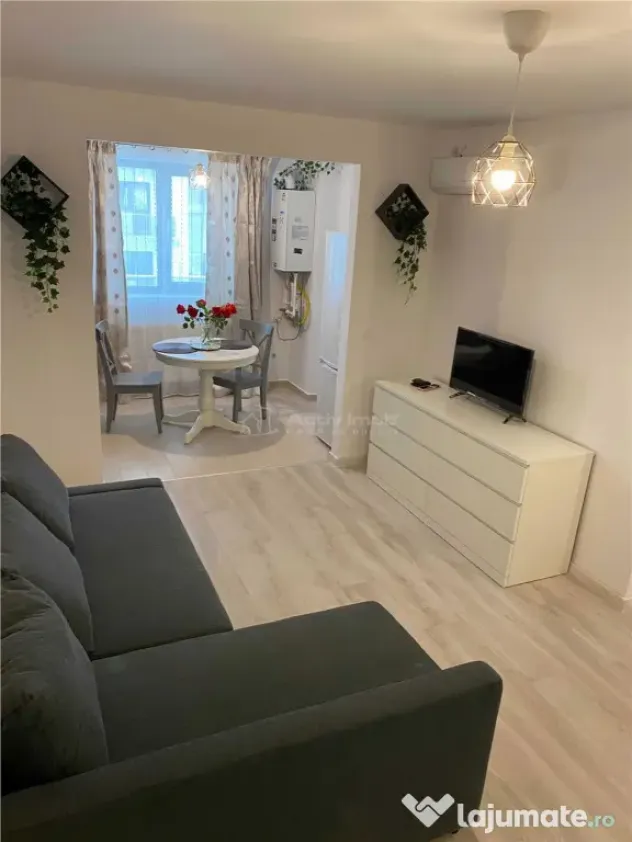 2 camere decomandat - centrala proprie - parcare - Pallady