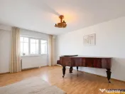 Film! Apartament cu 3 camere, decomandat, Ciucului, Sfantu G 