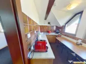 Nivel in casa, recomandat si activitati birou, Central, Bra 