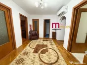 Apartament 3 camere,str.Victoriei,etaj 1,90 mp 