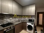 3 CAMERE METALURGIEI 81MP 