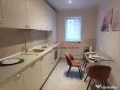 Metrou Berceni - 3 camere decomandat 