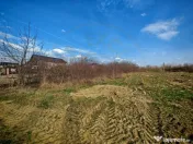 Teren intravilan 2273 mp in Pitesti, str. Mateias, iesire sp 