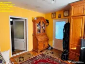 Casa + Anexa + Teren 6000 mp, la 10 minute de oras, com.Garcina 