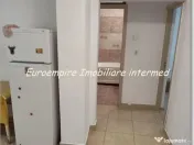 Apartament 2 camere decomandate zona KM 5 