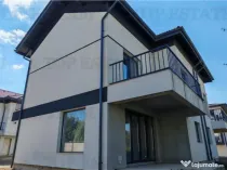 Vila individuala cuplata, in complex rezidential modern, cu