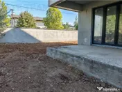 Vila individuala cuplata, in complex rezidential modern, cu 