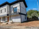 Vila individuala cuplata, in complex rezidential modern, cu