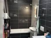 Apartament 2 camere, decomandat - zona Avantgarden 