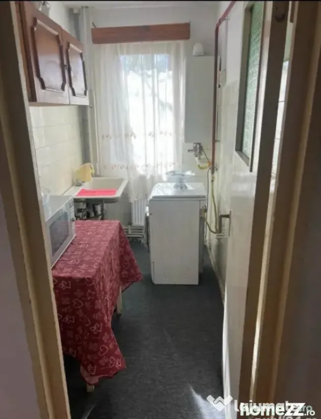 Apartament 2 camere decomandat, 40 mp, Caracal - cartierul D - Craiova (Dolj)
