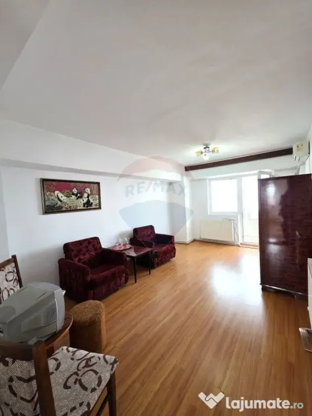 Apartament 3 camere, în zona Pod, Ramnicu Sarat et.4/4