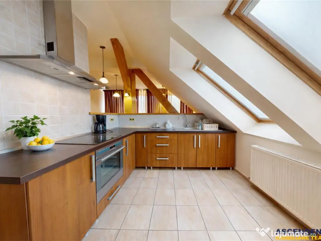 Volum arhitectural remarcabil:Sediu firma, Clinica,Investiti