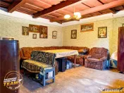 FILM! 2 case,domeniu de 1.660mp, cu atelier,anexe,Lemnia,Co 