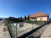 TUR 3D!In areal apreciabil,particulara casa cu 680 mp teren, 