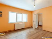 Accesibilitate si farmecul unei case cu garaj, locatie de re 