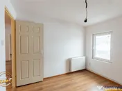 Accesibilitate si farmecul unei case cu garaj, locatie de re 