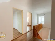 Accesibilitate si farmecul unei case cu garaj, locatie de re 