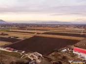 Film!Potential rezidential investitional, 5.000 mp intravila 