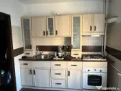 Brancoveanu stradal etaj 4 cu parcare 