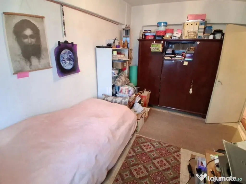 Apartament de vanzare 3 camere, 79 mp, etaj 1, zona Canta, I