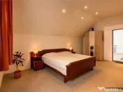 3D! Casa autentica,5.025 mp teren,in spectacolul montan al C 