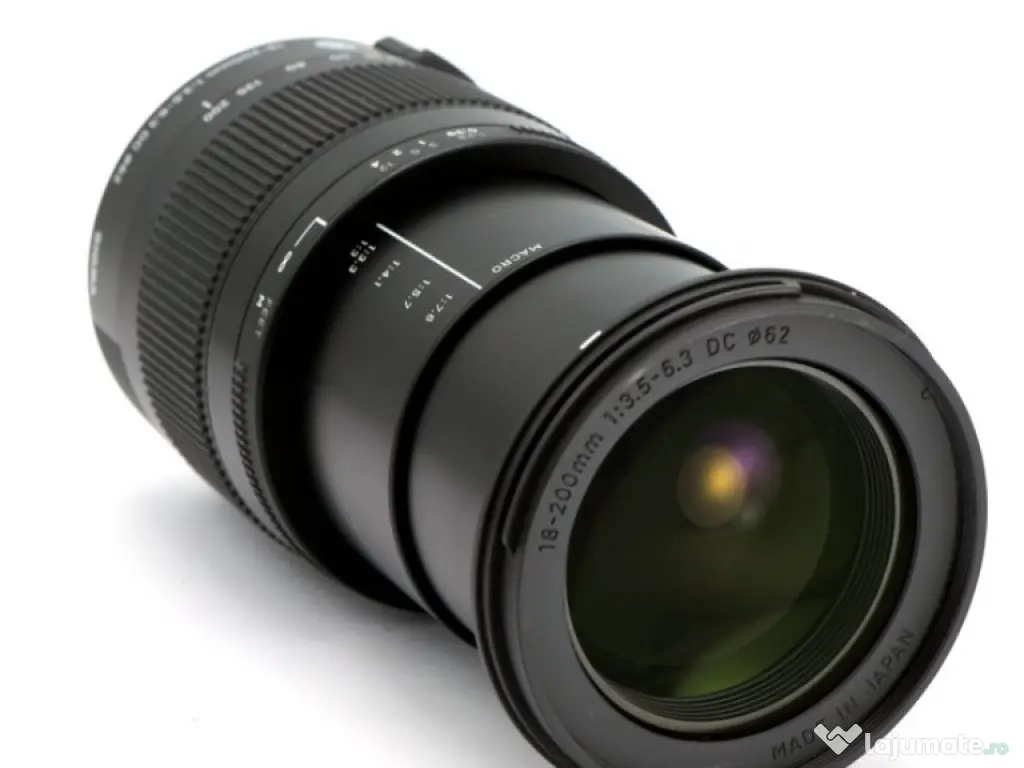 Sigma 18-200mm F3.5-6.3 DC Macro OS HSM Contemporary