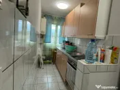 Apartament cu 2 camere , zona Decebal 