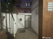 Vila interbelica, renovata elegant (2024), Garaj propriu, Mo 